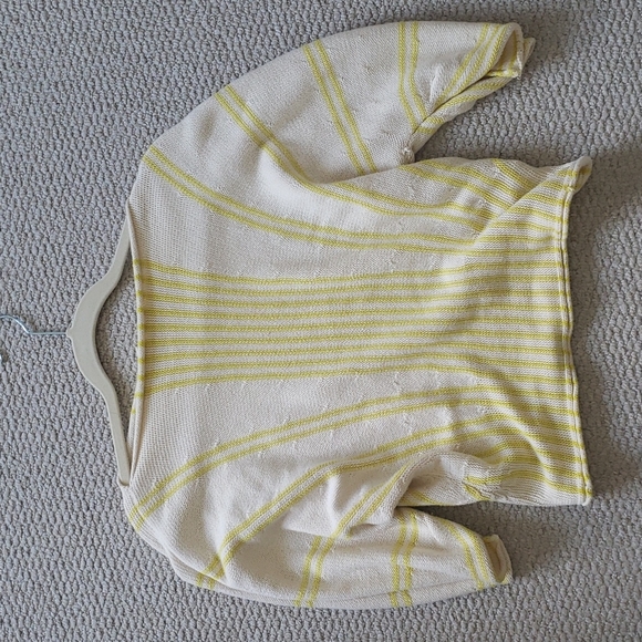 Anthropologie Moth yellow puff sleeved knit top - Picture 2 of 3